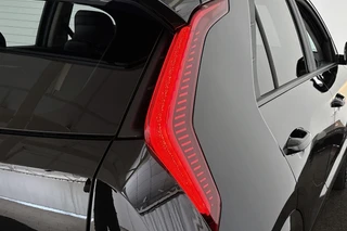 Kia Niro 1.6 GDi PHEV DynamicLine Keyless Achteruitrijcamera Apple CarPlay 18" / 21