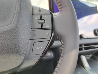 Toyota bZ4X Touring Executive AWD 75 kWh PANODAK JBL-AUDIO 1500KG TREKGEW STOELVERW/KOELING STUURVERW BLIND SPOT WARMTEPOMP EL-ACHTERKLEP / 16