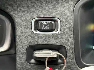 Volvo V60 1.5 T2 Summum | Origineel NL | Pano/dak | Trekhaak | Camera | Leder | Stoelverwarming | / 29