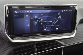 Peugeot 208 1.2 Hybrid 110 e-DCS6 Allure Navigatie Achteruitrijcamera Apple CarPlay / 21