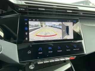 Peugeot 308 SW 1.2T 130pk Automaat Allure | AGR Comfortstoel | Camera voor & achter | Stoelverwarming | Navi | Keyless Entry / 22