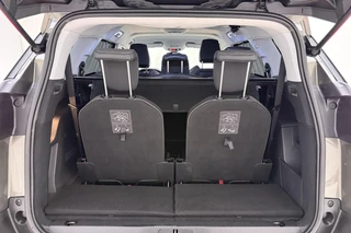 Peugeot 5008 1.2 PureTech GT-Line | Apple carplay/Android auto | Automatische airco | Cruise control | Lichtmetalen velgen 19'' | Navigatie | / 11