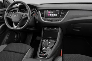 Opel Grandland X 1.6 Turbo Hybrid4 Ultimate | Camera | ACC | Navi | Elektrische achterklep | Clima | Stoelverwarming | Lm velgen | ( Vestiging - Vianen, 0347-371248 ) / 4