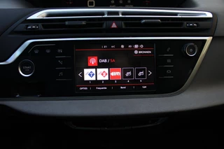 Citroën Grand C4 Spacetourer 1.2 PureTech Shine Automaat 7 zits Cruise/Climate control, Navigatie, Apple Carplay/Android auto,  Audio/DAB, Keyless entry/Start / 21