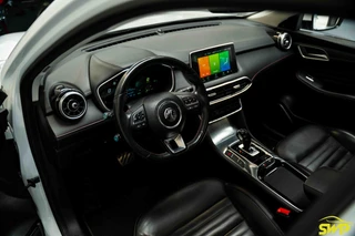 MG EHS 1.5 TGDI Luxury / 6