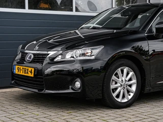Lexus CT 200h Hybrid | Camera | Navi | Alcantara | Climate control | Cruise control | DAB+ | Trekhaak | Bluetooth / 20