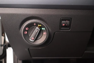 SEAT Arona 1.0 TSI 95pk Style Business Intense Camera Virtual Cockpit ACC Keyless Navigatie Carplay / 16