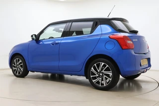 Suzuki Swift 1.2 Style Smart Hybrid 83pk | Navigatie | Camera | Climate Control | Stoelverwarming | Cruise Control Adaptief | Lichtmetalen Velgen | Weinig Kilometers / 13