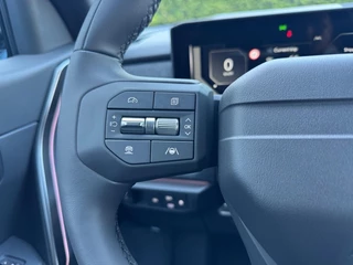 Kia Seltos X-Line Advanced 1.6 GDi Hybrid | Nieuw model! | Head-up display | Harman Kardon Speakers | 19" velgen | Nu met €2.000,- inruilpremie! / 17