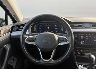 Volkswagen Passat Variant 1.5 TSI Comfortline Business TREKHAAK - CAMERA / 15