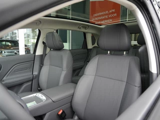 Leapmotor B10 Design ProMax 67.1 kWh | Navigatie | Rondom camera | 18inch Velgen | 750 KG trekgewicht | Elektrisch bedienbare achterklep | Panoramdak | Uit voorraad leverbaar / 10