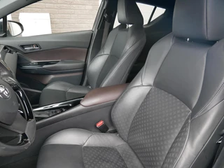 Toyota C-HR 1.8 Hybrid Executive JBL Audio| Leder| ACC| Dealer onderhouden / 16