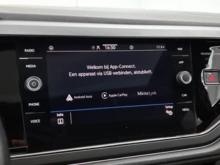 Volkswagen Taigo 1.0 TSI R-Line | Pano | Camera | Virtual Cockpit | CarPlay | Adaptive Cruise / 22