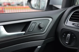 Volkswagen Golf 1.6 TDI Comfortline Business|Navi|ACC|Stoelverw.|Carplay| / 25