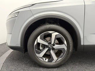 Nissan QASHQAI 1.3 MHEV N-Connecta Panoramadak | 360° Camera | Navigatie | Adaptive Cruise Control / 24