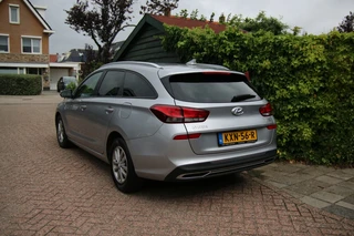 Hyundai i30 Wagon 1.0 T-GDi MHEV Comf / 25