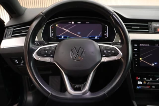 Volkswagen Passat Variant 1.5 TSI 150pk DSG R-Line Business + Keyless Panoramadak 360Camera Stoelverwarming Virtual Cockpit Navigatie / 19