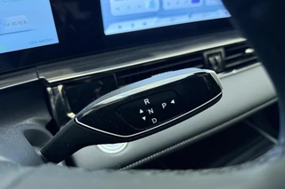 Omoda 5 1.5 T-GDi SHS-H Premium DEMO | Panoramisch Schuif/kanteldak | Keyless | Lederen bekleding | Stoelverwarming | Snel rijden | 7 Jaar fabrieksgarantie / 36
