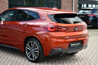 BMW X2 xDrive25e M-Sport  | Pano | HUD | Sunset orange | 19 inch | Camera / 62