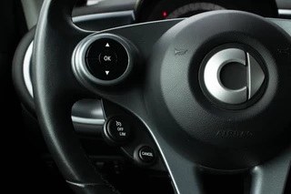 Smart fortwo EQ Comfort 18 kWh|Cruise Control|Automatische verlichting| / 16