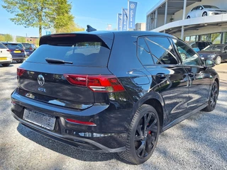 Volkswagen Golf GTE 245pk DSG Hybrid (Trekhaak,Camera,Virtual,IQ) / 2