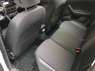 Volkswagen Taigo 1.0 TSI Life Business / 12