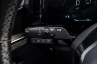 Renault Espace E-Tech full hybrid 200 techno 7p. | Trekhaak | Camera | ACC / 38