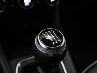 Renault Captur 1.0 TCe 90 techno All season | Camera | Navigatie | Cruise con / 40