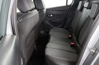 Peugeot 208 1.2 PureTech 75 Active / 9