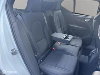 Volvo XC40 1.5 T5 Recharge R-design Inscription Expression / 27
