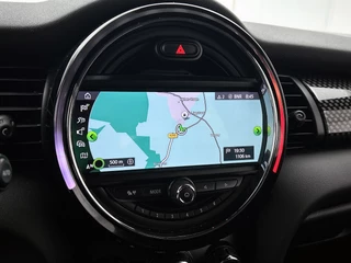 Mini Mini 2.0 John Cooper Works | Camera | Stoelverw. | Navi | Cruise Control | Harman/Kardon / 16