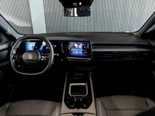 Renault Austral 1.2 E-Tech full hybrid 200 evolution l SoH 96% l AUT. l Parkeer cam.l 1ste eig.l BTW Auto l Als Nieuw / 13