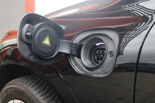 Volvo XC60 T8 Recharge AWD Momentum | Leder | Panoramadak | Parkeercamera | Keyless / 8