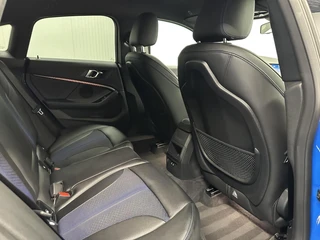 BMW 2-serie Gran Coupé 218i High Executive M Sport TREKHAAK CARPLAY NAVI ADAPTIEF CRUISE. / 15