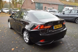 Lexus IS 300H HYBRID Business Line DEALER ONDERHOUDEN / 8