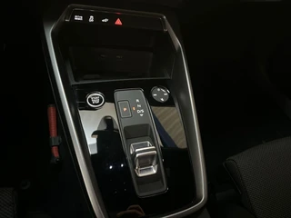 Audi A3 Sportback 40 TFSI e Advanced Edition LED Virtual Cockpit Parkeersensoren Navigatie DAB+ / 21