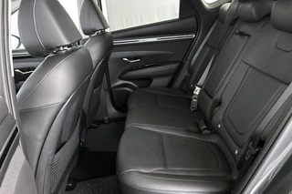 Hyundai Tucson 1.6 T-GDI PHEV Premium Sky 4WD Pano Leder Stoelventilatie Stuur/Stoelverwarming Krell / 10