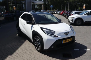 Toyota Aygo X PULSE NL-AUTO 1E EIGENAAR CLIMA NAVI APPLE/ANDROID LM-VELGEN ALL-SEASON PRIVACY-GLASS / 9