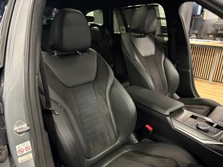 BMW 3-serie Touring 330e xDrive M-pakket facelift / Panorama-dak / head-up / 360 camera / Harman-Kardon / 30