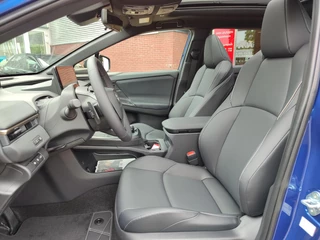 Toyota bZ4X Touring EXECUTIVE AWD 75 kWh NIEUW! PANODAK JBL-AUDIO 1500KG TREKGEW LM-VELGEN 20" 4S-BANDEN STOELVERW/KOELING STUURVERW BLIND SPOT WARMTEPOMP EL-ACHTERKLEP / 11