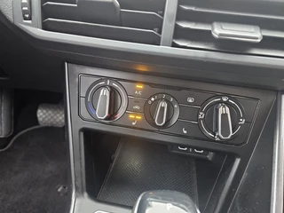 Volkswagen Polo 1.0 TSI 110 PK IQ Light | Camera | Carplay | Stoelverwarming / 15