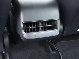 Tesla Model 3 Long Range AWD 75 kWh FABRIEKSGARANTIE OP ACCU & AANDRIJFLIJN TOT 2031 OF 192.000 KM + ALGEMENE AUTO T/M 06-2027 of 80.000KM! BTW verrekenbaar | SOH 94% | / 25