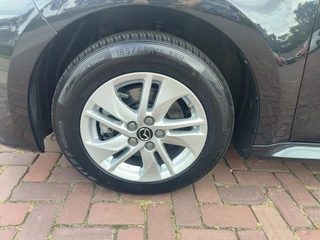 Mazda 2 Hybrid 1.5 Centre-line uit 2025 Rijklaar “Sinds 1970 | 5.000+ reviews | Score 9,5 | Service zoals ’t hoort” Henk Jongen Auto's in Helmond,  al 50 jaar service zoals 't hoort! / 28