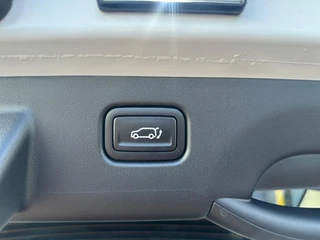 Kia EV4 Plus Advanced 58.3 kWh | Harman Kardon | Lederen Bekleding | panorma Schuif/Kanteldak | fabrieksgarantie t/m 3-2033 + 3x 1 jaar / 26