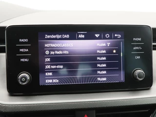 Škoda Kamiq 1.0 TSi 110 Pk Automaat Ambition | Cruise Control | Airco | Carplay | Parkeersensoren | 16 Inch | 38.595 Km !! / 22