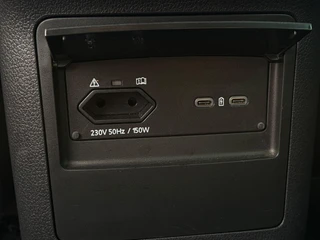 Škoda Superb Combi 1.4 TSI iV Laurin & Klement / 33