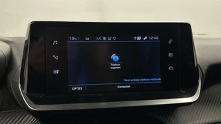 Peugeot 2008 1.2 PureTech Blue Lease Active NAVI CRUISE CARPLAY / 29