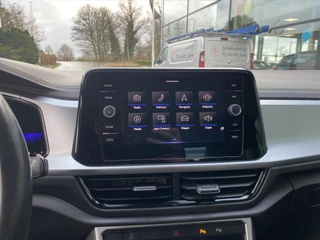 VOLKSWAGEN T-Roc 1.0 TSI 110pk Life Business / 26