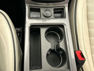 Ford Kuga 1.5 EcoBoost Vignale | Trekhaak | Leder | Panorama | Adaptive-cruise | Stoelverwarming | / 36