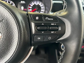 Kia Picanto 1.0 DPi DynamicPlusLine | Apple Carplay / Android Auto | Navigatiesysteem | Lichtsensor | Parkeersensoren + Camera Achter | Cruise Control | Climate Control | 15"Lichtmetalen Velgen / 15